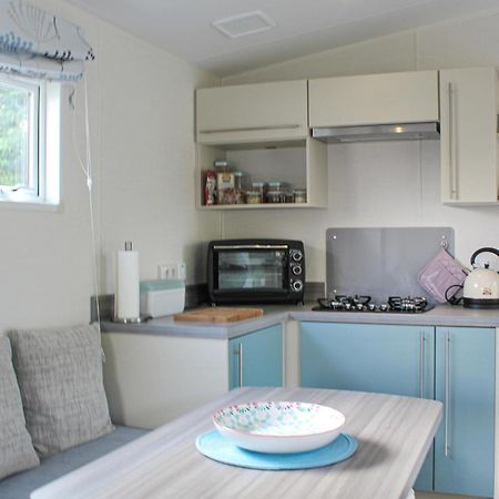 Beach Home Workum Bagian luar foto